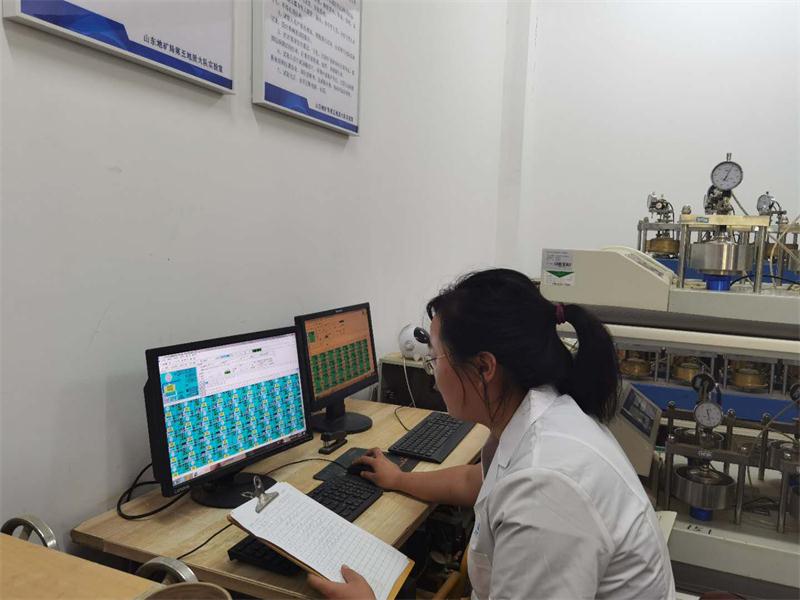 公司同002A：土工試驗(yàn)甲級(jí)，可以承擔(dān)甲級(jí)及以下工程勘察資格所能承擔(dān)工程勘察項(xiàng)目的土工試驗(yàn)任務(wù)； 聯(lián)系人：任玲，電話：18653883892(圖3)