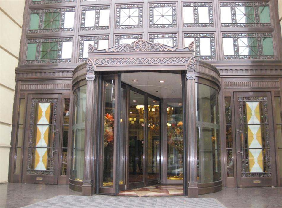 銅門設(shè)計(jì)：體現(xiàn)并映射銅文化之內(nèi)涵！(圖1)