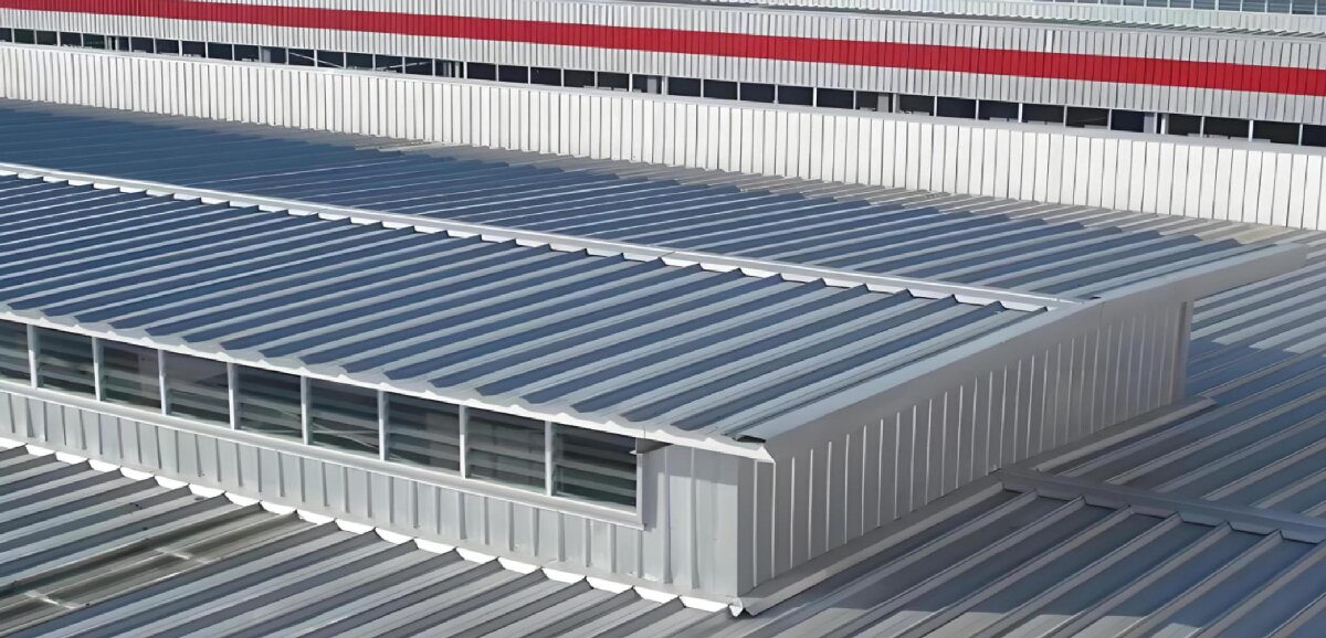 鋼結(jié)構(gòu)車(chē)間褪色、銹蝕、滲漏等修繕三種方法！(圖6)