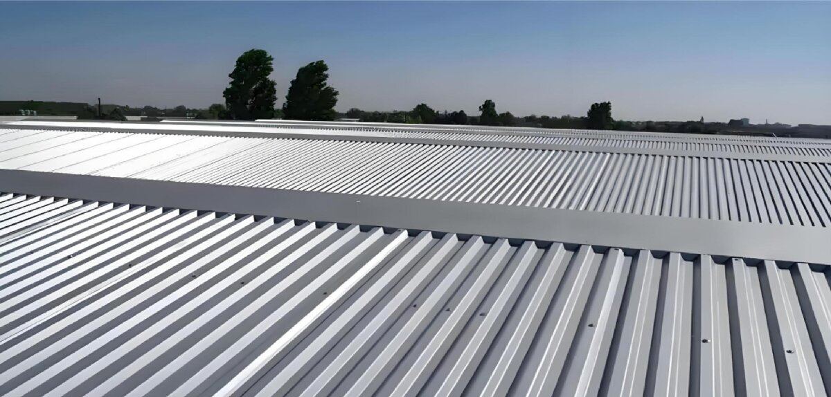 鋼結(jié)構(gòu)車(chē)間褪色、銹蝕、滲漏等修繕三種方法！(圖10)